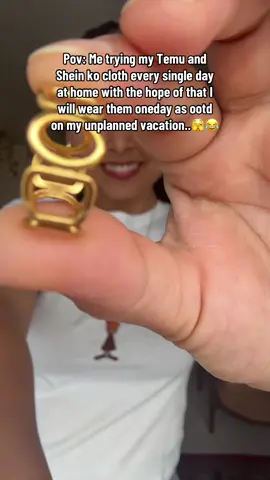 kapda matra kinna man lagxa but lagayera ka jane ho  aafailai tha xaina…..🤣🫣🤭#foryou #fypシ #OOTD #dress #makeup #petitefashion #uk #Summer #nepaligirl #trending #goviral #creatorsearchinsights #cute #girlything