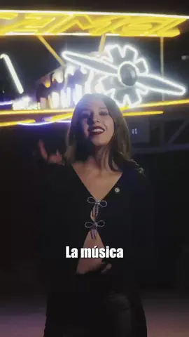 Preapertura electrónica en Jet este viernes 18 junto a @The Groove Temple 🏛️❤️‍🔥✈️ #musicaelectronica #eventos #conciertos #fiestaselectronicas #house #lapaz #jetclub