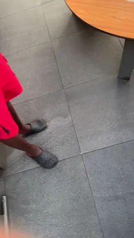 -64gb iPhone Xr delivered upon cash in delivery for R4000📲 #sama28  #fyp  #iphone  #viralvideos 