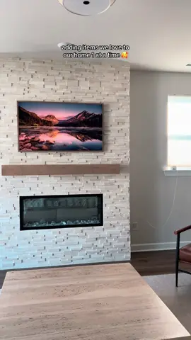 Loving the addition of the frame tv 😍😍 #newhome #newhomeowners #interiordesign #samsungframetv 