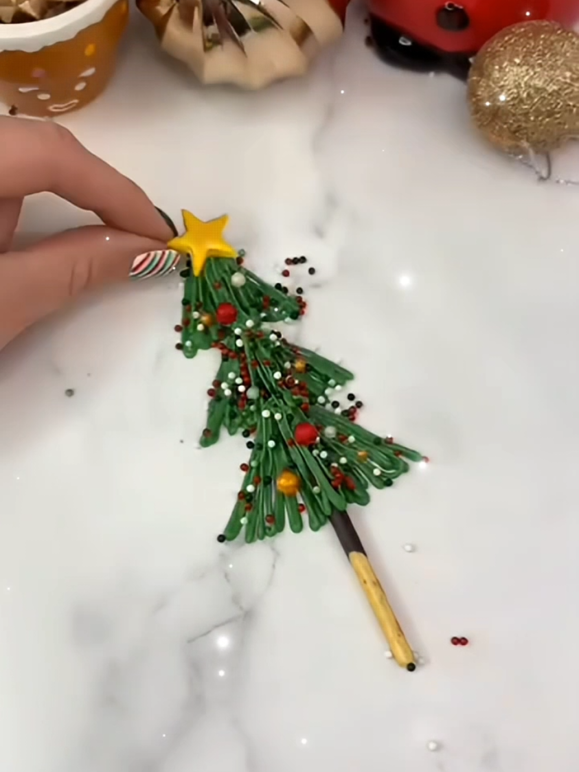 Will you be trying any of these? Christmas is just around the corner!🎅❤️ #Xmas #Christmas #Christmastok #Christmastiktok #Christmas2025 #fyp #Christmastree #merrychristmas #food #baking