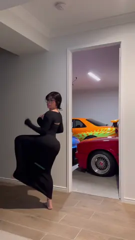 Just had to make it bounce #viral #gtr #fyp #bmw #skylinegtr #R34 