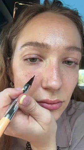 @SACHEU Beauty US  #sacheubeauty #fauxfreckles #freckles #freckle #TikTokShopCreatorPicks #tiktokshopnewarrivals #dealsforyoudays #tiktokshopsummerturnup #sacheu #brownstayn #frecklestayn 