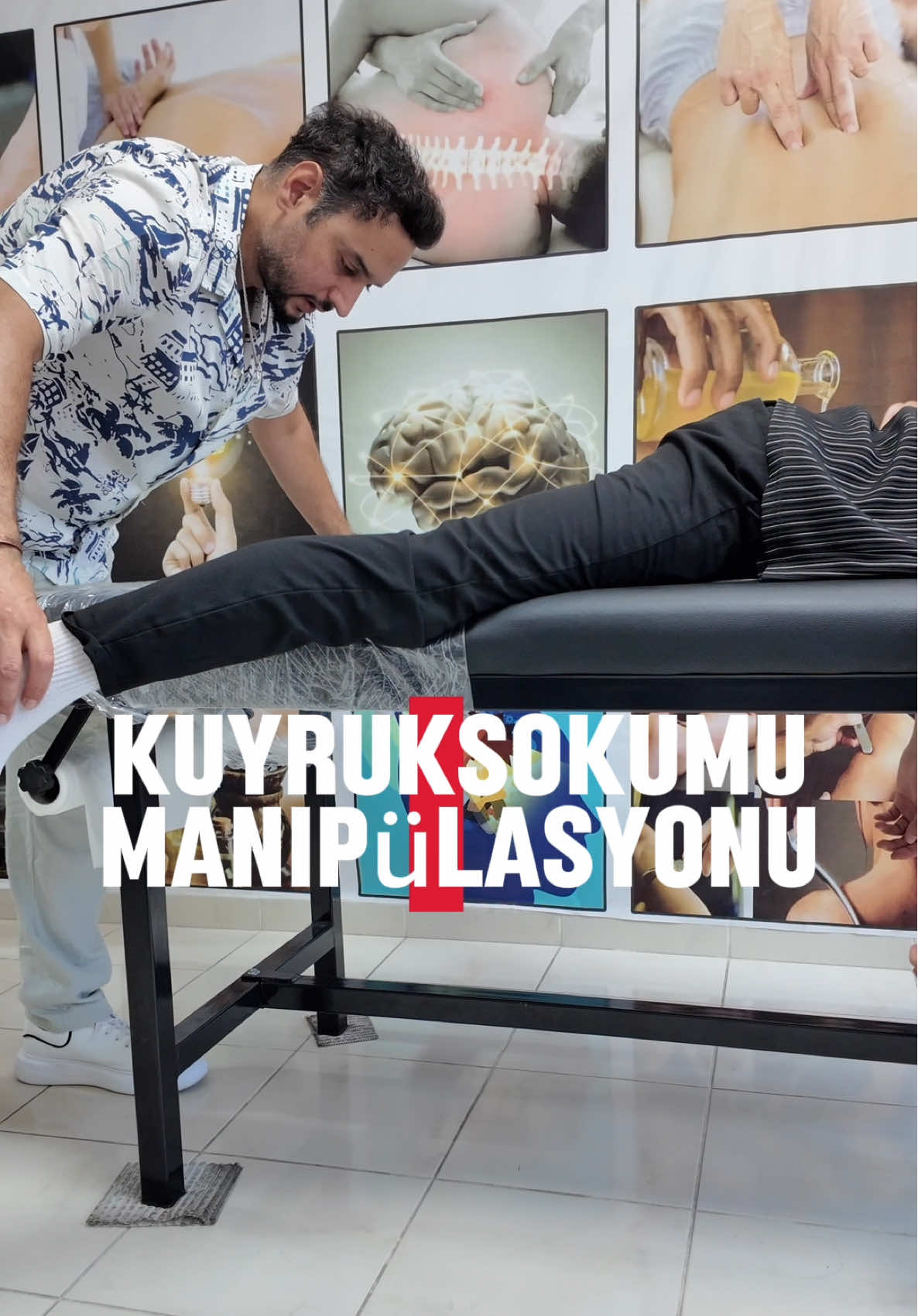 ✅Kuyruk sokumu ağrısı, tıbbi adıyla koksigodini, omurganın en alt ucundaki kuyruk sokumu kemiğinde (koksiks) hissedilen ağrıdır. Özellikle otururken veya aniden kalkarken şiddetlenebilir. #kuyruksokumuağrısı #manuelterapi #adjustment #chiropractic #almanyadakitürkler🇹🇷🇹🇷 #türkmenistan #fransadakitürkler #belağrısı #sifaterapimerkezi 
