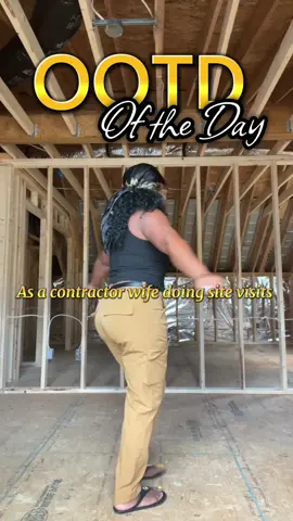 Checking on job sites with my hubby thought you might wanna see my fit for the day! #ootdfashion #OOTD #outfits #construction 