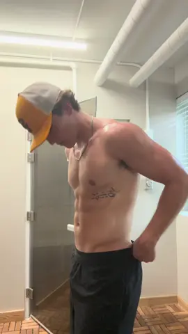 A lil post sauna flex 