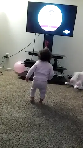 She loved this song. ❤️❤️#pinochiosong #dance #Aria 