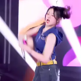 @ريـو ୨ৎ شاركت🙇🏻‍♀️💕 + اذا تبغين الفانكام بمنشن🙇🏻‍♀️💕 #فانكامات_كيبوب #فانكام_رورا 