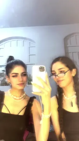 @Samaneh  #🙂‍↔️ 