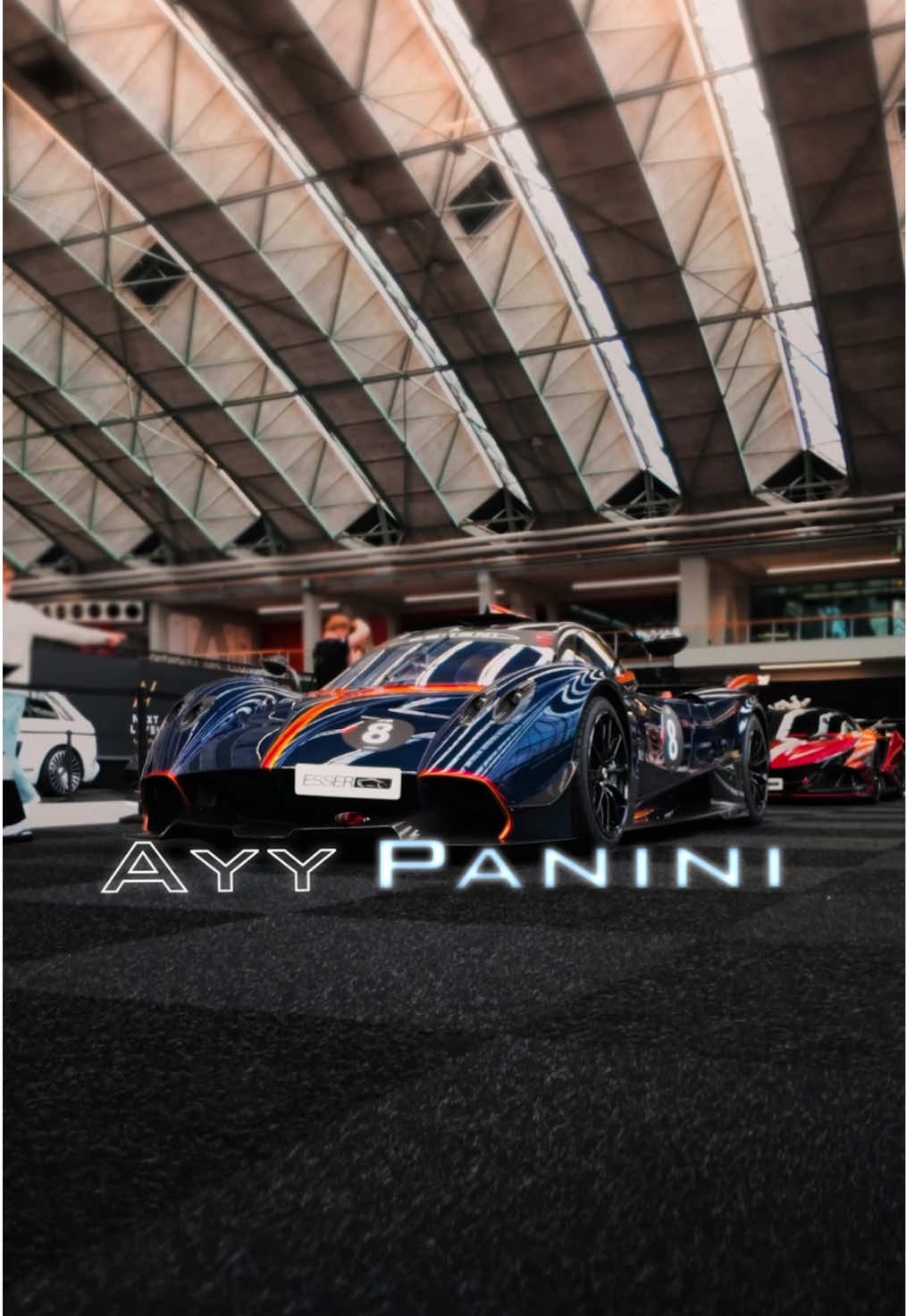 The first Pagani for me😮‍💨, such an insane car with the exposed blue carbon. #pagani #huayrar 