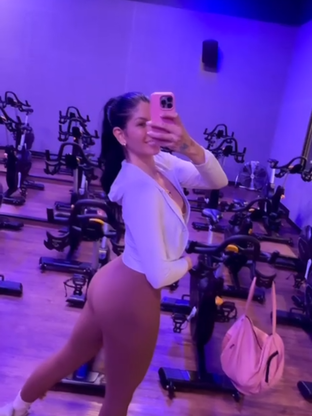 Yenifer Chacon 😍  #fit #usa #fyu #actriz #modelo #venezolana #latina #model 