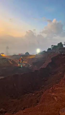 Selamat pagi dari pit A1C #fyp #storytambang #foryou #tambangnikel 