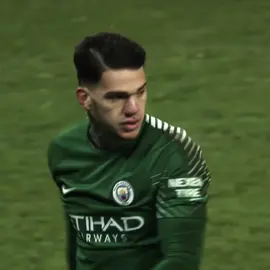 Bizim için napoliyi reddetmis hemen gelsin.#fyp #galatasaray #keşfet #foryou #ederson 