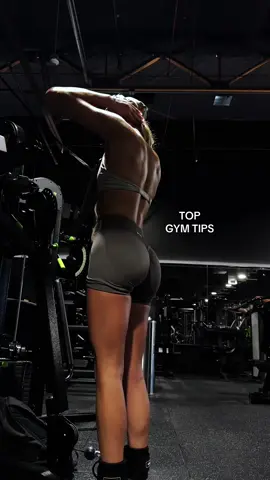 For gym beginners ❤️ wearing @DFYNE code TAYLOR #foryou #fyp #gymtips #gym #Fitness #tips #gymgirl #GymTok 