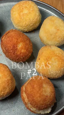 Un clásico de la primera temporada . . #bombasdepapa #potato #queso #recetas #recetasfaciles 