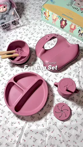 8in1 silicone feeding set yg nyari kado buat tmnnya lahiran bliin ini aja udh paket lngkap sekalin box nya berguna bgt sih ini #momwell #feedingsetbaby #kadolahiranbayi #momwell8in1alatmakanbayiterlaris  #xyou 