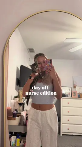 Enjoy the day off with me🌸☕️#nursesoftiktok #nurselife #nursedayoff #nursedayinthelife #nurseditl #nurse 
