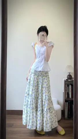 #CapCut #trending #outfitoftheday #xuhuongtiktok #phoidoxinh #outfit #myoutfit #mydress #thoitrang #macdepmoingay #xuhuong 