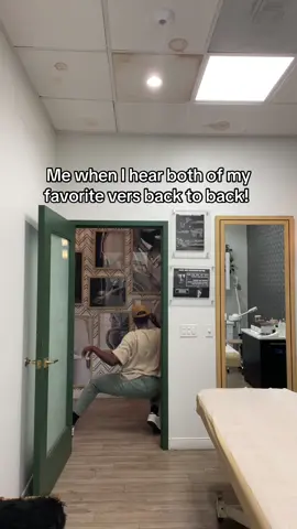 Got me popping out like a jack in the crack for y’all lol #millennials #millennialsoftiktok #fouryoupagage #2000snostalgia #uanddat #e40 #yayarea #bayareamusic #fouryoupege #goodknees #corememory 