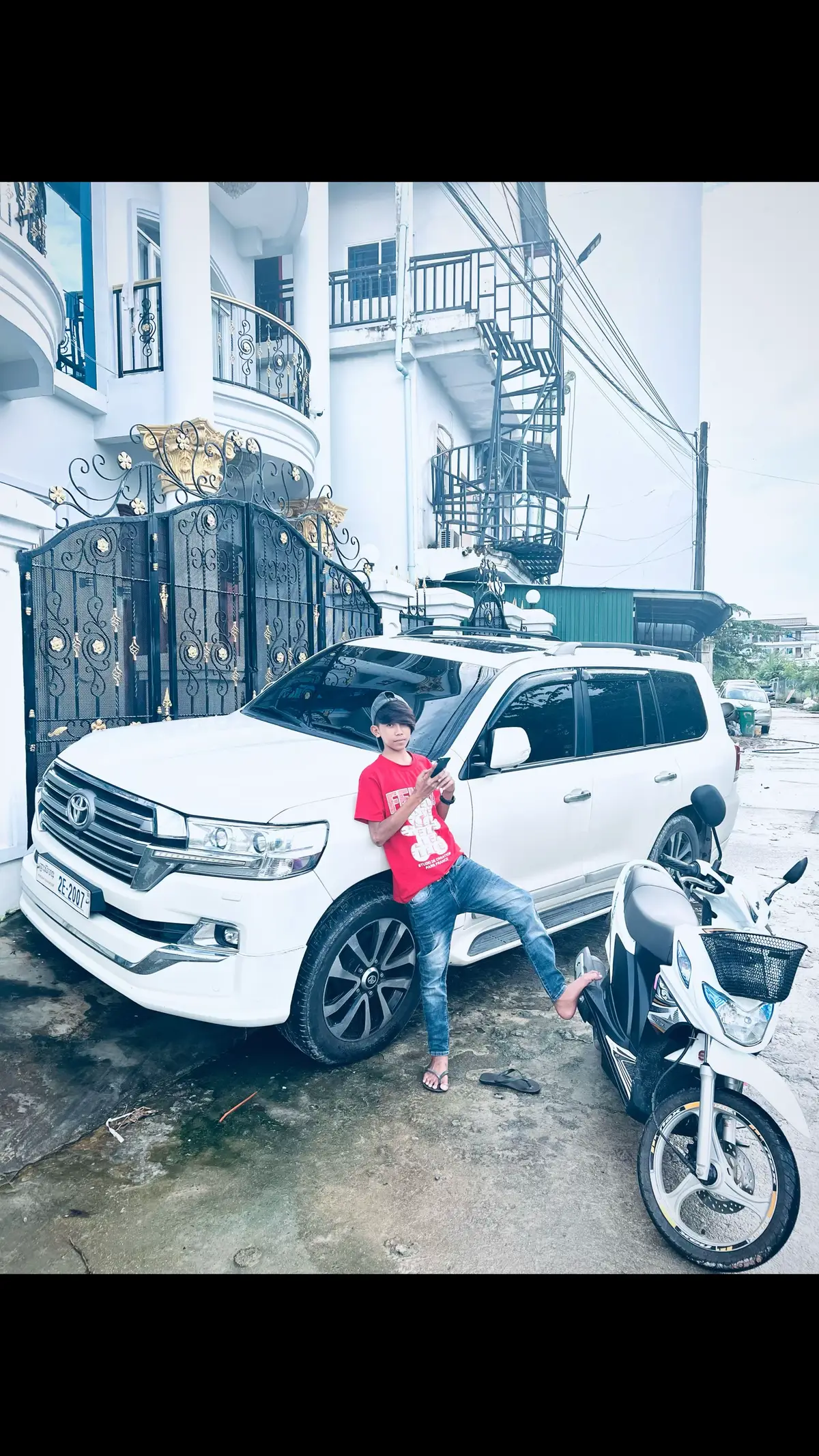 ខ្ញុំក្រលុយមែន តែ ខ្ញុំមិនក្រទឹកចិត្តទេសម្រាបមិត្តពិត…!