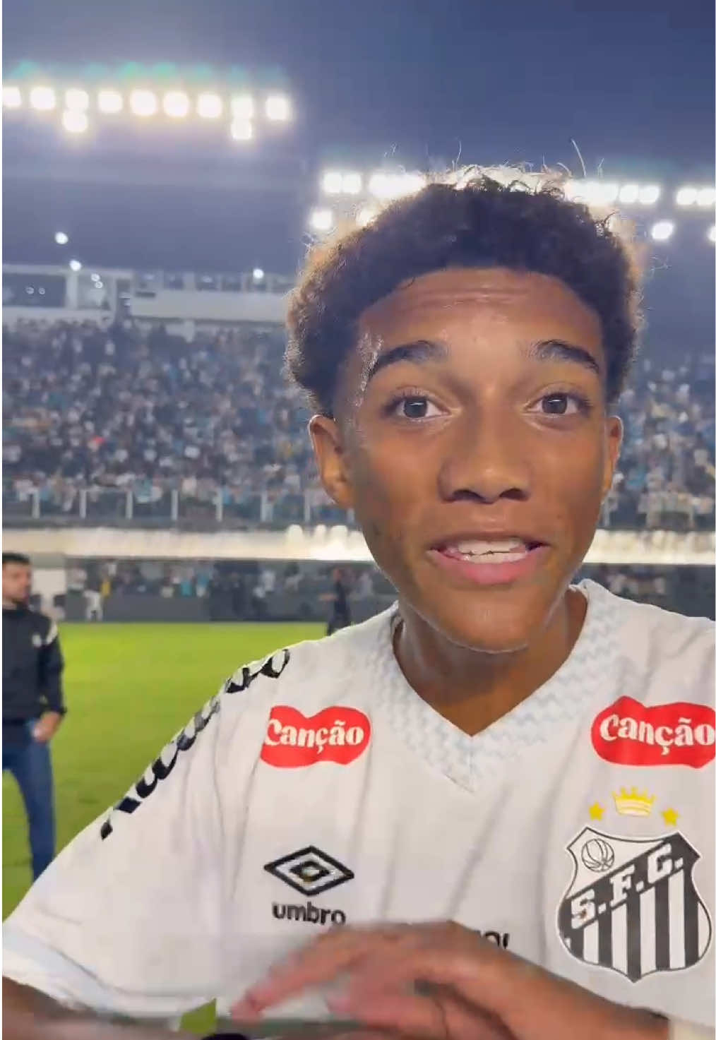 Estreia dos sonhos, meu #MeninoDaVila! 🤩 #Santos #SantosFC #TikTokEsportes #RobinhoJr 