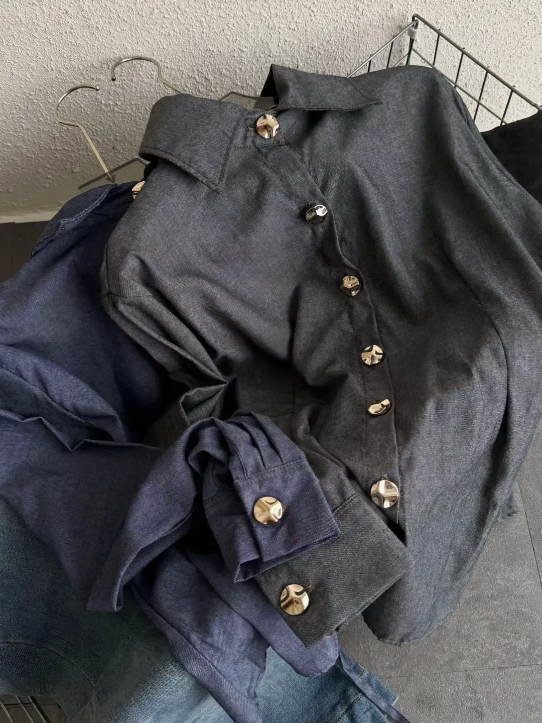 enaknya kita keluarin kapan yaa❤️ komen dibawah dong 🥳👇🏻 #floralidofficial #floralid #lokalbrand 