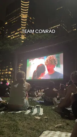 TEAM CONRAD🙌🏾 #tsitp #teamconrad #nyc #bryantpark #tmobile @the summer i turned pretty 