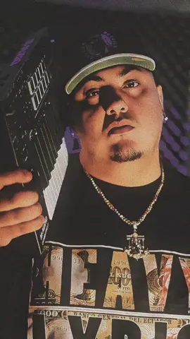 La calle no olvida a quien se forja con fuego y visión.  #Bandido #Murder ft #caporompeelbeat   #labmurder #murder #EstiloGTA5 #dancehall #ArteUrbano #MurderLife #ModaUnderground #RapCallejero