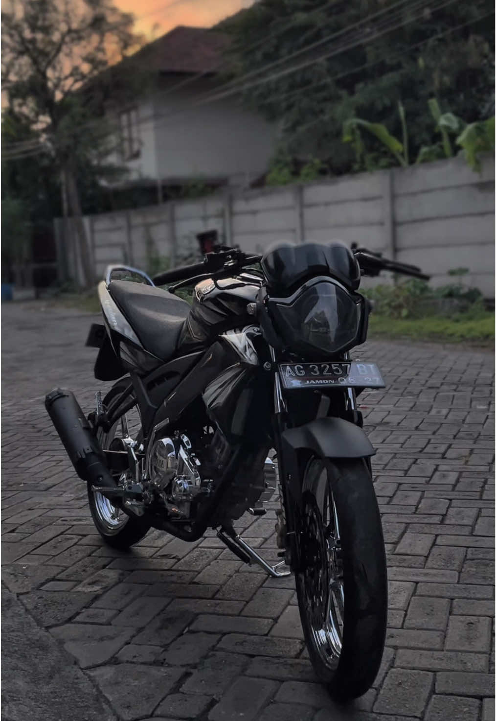 Black mamba 🗿 #vixion #vixionold #vixion150 #vixionindonesia #vixion_modifikasi 