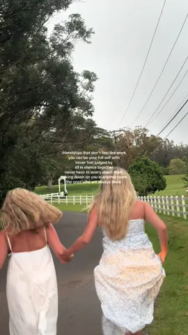 this kind of friendship>>  #girlhood #friendship #sisterhood #femalefriendship #fyp 