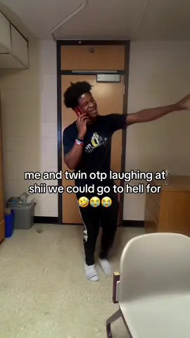 Twin 😭😭😂 #hatrix_1 #relatablecontentvibes #funny  #twin #laugh #hell #bro #foryou