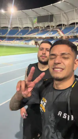 El primer paso es el mas importante pero el mas duro. tomar la decisión de salir de tu casa para muchos puede ser irrelevante a otros les cambia la vida - bienvenido a todos los que toman esa decisión y si siguen dudando tranquilo no estan solos @Run Club 365 #run #Running #motivation #cali #colombia #fyp #runner 