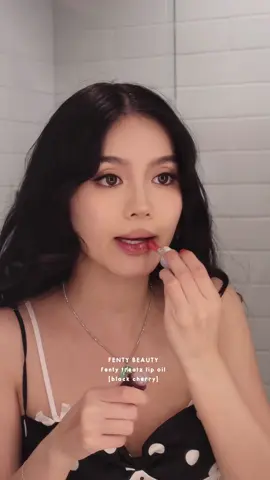 my current go-to nude lip stain lip combo 🫦 @Huda Beauty lip contour lip stain (soft nude) @Peripera ink mood glowy tint (33 rosy wish) @MakeUpForEverUSA artist color pencil (500 boundless bisque) @Fenty Beauty @Fenty Skin fenty treatz lip oil (black cherry)