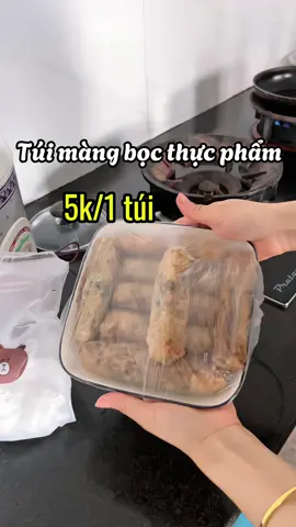Có 5k/1 túi màng bọc thực phẩm , vừa kín mà để tủ lạnh an toàn vệ sinh lắm#tuibocthucpham #mangbocthucpham #mangbocthucan #review #dadungtienich  @phuongreviw  @phuongreviw 