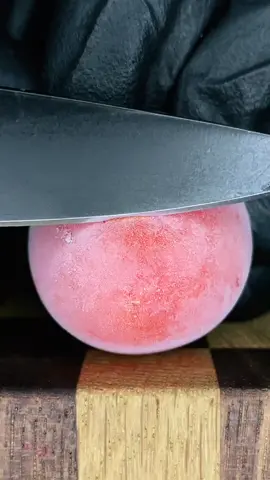 😱 This Sound #schmackofatzo #asmr #sound #cut #frozen #cold #nice 