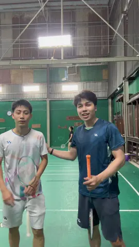 thằng e ở quê mới lên hơi mạnh 🤣 #datsabo #badminton #cầulông #cầulông🏸 #badmintonplayer #badmintonlovers #badmintonskills 