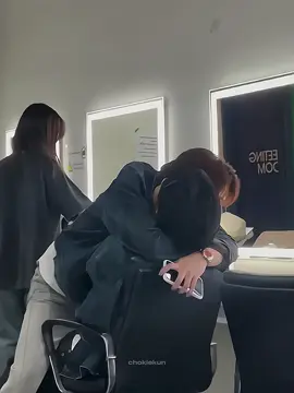 tolong sama-sama terus buat waktu yang lamaaa, ya? 🥹🤍 #kristsingto #singtokrist #kristperawat #singtoprachaya #peraya #perayafamily #teamperaya #singkit #kristsingtobpenfaengun 