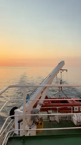 Caspian sea🌤️#fyppppppppppppppppppppppp #viral #seniniçin #dump #keşfettttt #ship #sailor #seafarer #🤍 
