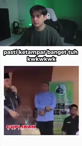 tolong nyimak baik2  kira yg mna yg salah mna 