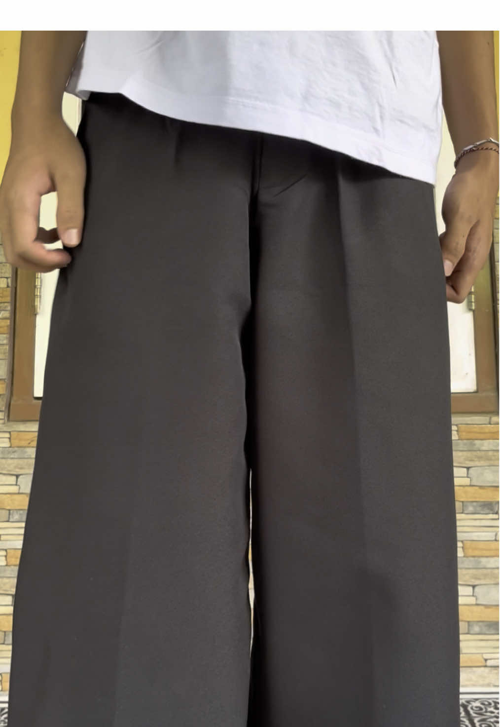 tb/bb komen 🥷🥷🥷 - - - - #celanahitambaggy #baggypants #celanahitamgombrong #fypシ #4up #casualoutfits 