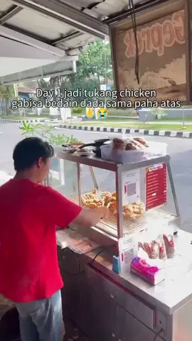 Sumpah dada sama paha atas tuh mirip bngt😭#chickengeprek #kuninganjawabarat #fyp 