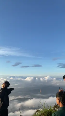 #⛰️ #gununghalauhalau 