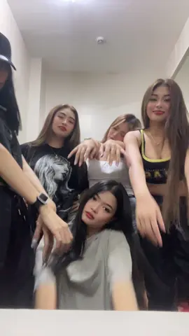 Korean dance craze entry with my babyloves @alicathlene on ig! 🌷 @RM Reyes Espinas @Grace 🌺 