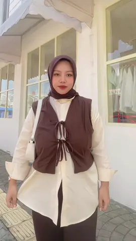 soft yellow x coklat 🤎💛 #OOTD #outfitideas #inspooutfit #ootdfashion 