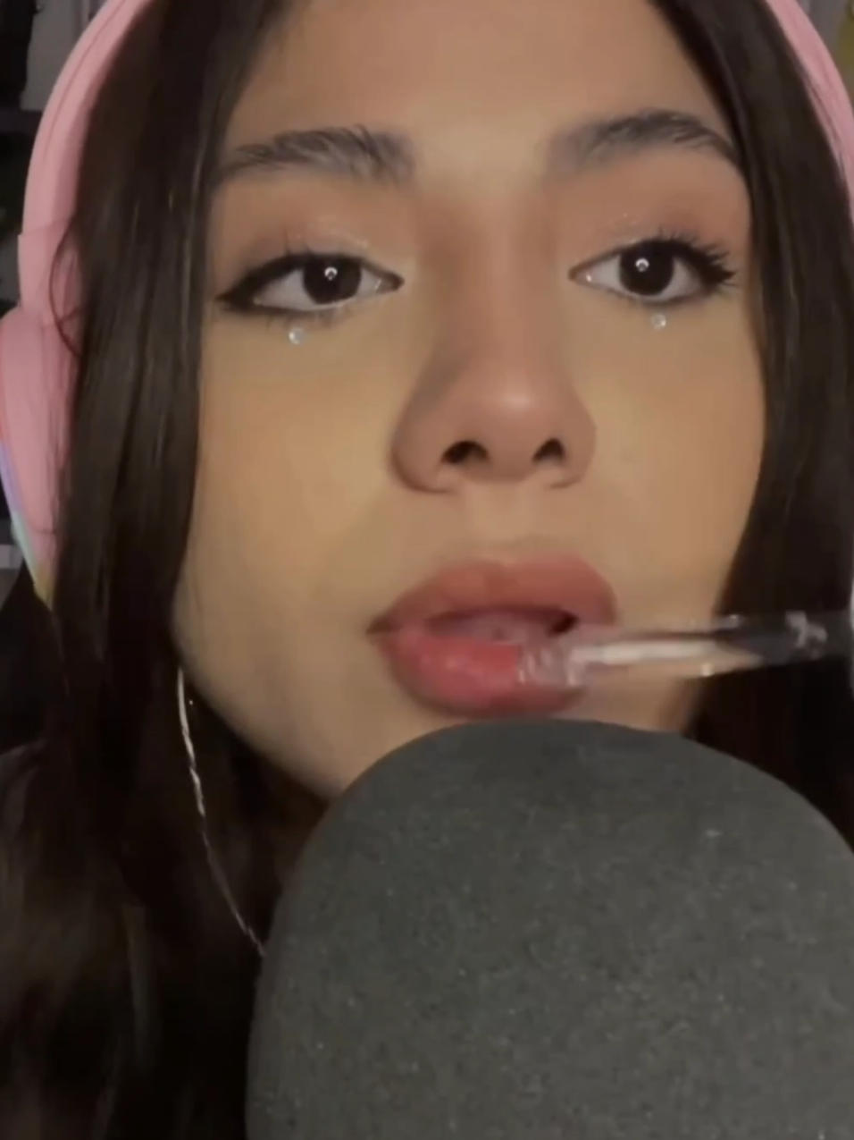 Sonidos adictivos de boca 👅, asmr mouth sounds. #asmr #asmrmouthsounds 