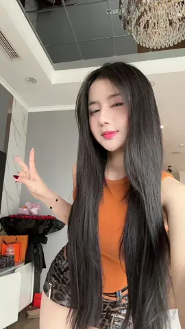 Các siêu phụ thẩm nhạc hộ e nhé  #nhunglora #gaixinh 