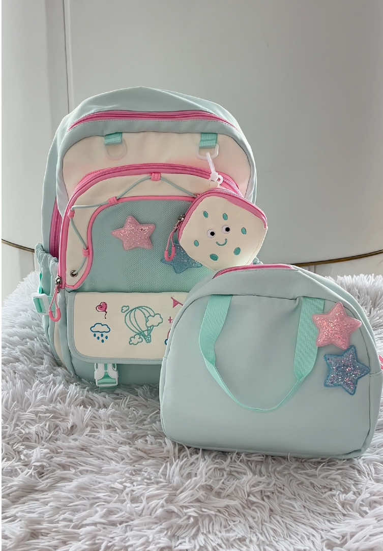#dealsforyoudays #spotlightfinds #giftideas #bags #schoolbag #backtoschool 