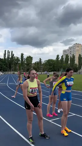 #athletes #800m #women #competition #Running #stadium ##trackandfield #runner #sport 