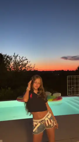 👌🏿💋🏝️