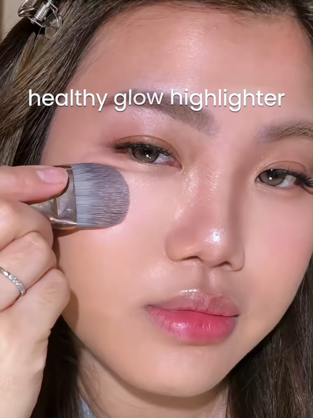 #highlighter #otwoomy #makeup #otwoo #beautytips